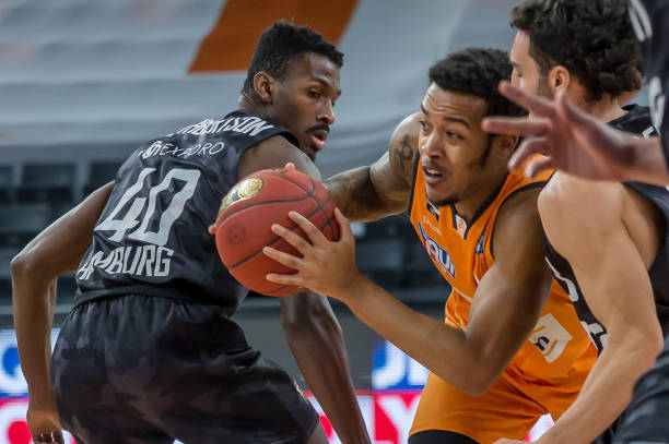 不足的困境 不足的困境