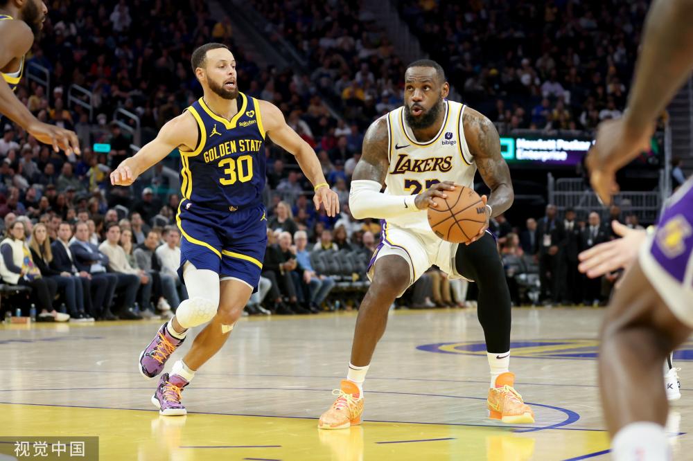 足球市场不 足球市场不