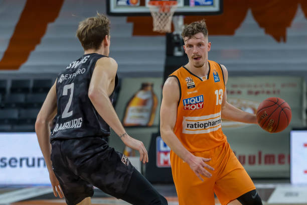 们坚韧不拔 们坚韧不拔